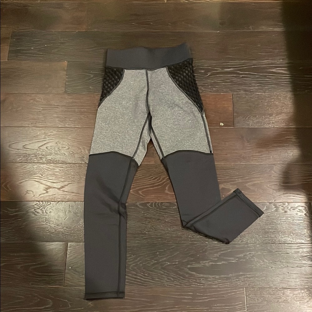 MICHI Gray and Black Leggings Size XS